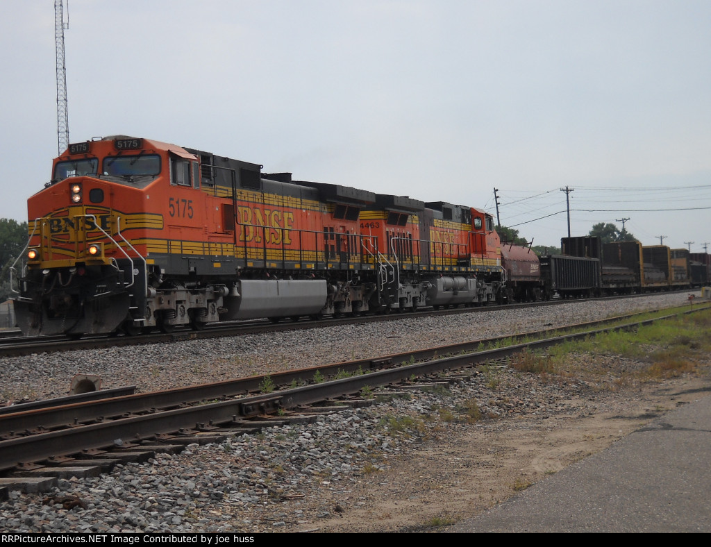 BNSF 5175 East